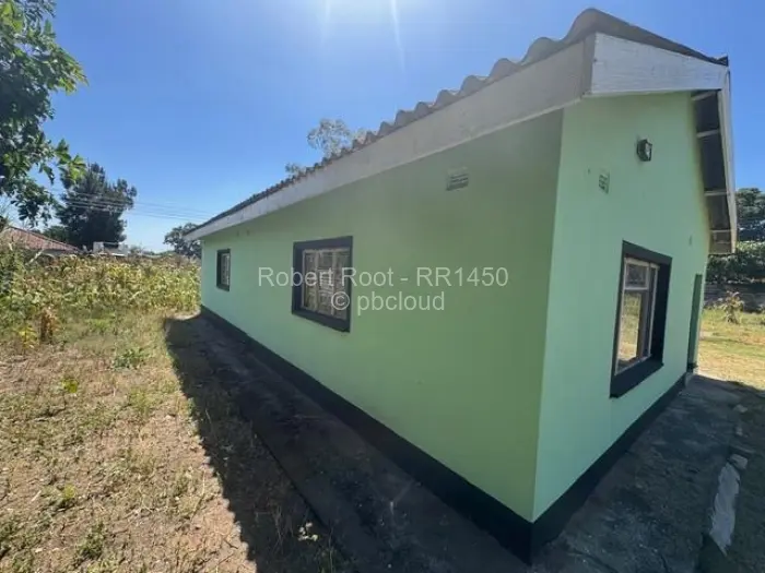 3 Bedroom House for Sale in Waterfalls, Harare