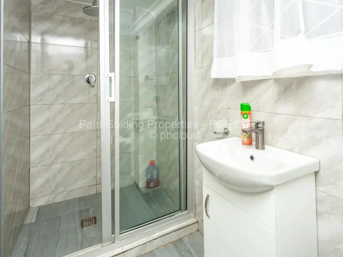 4 Bedroom House for Sale in Upper Hillside, Harare