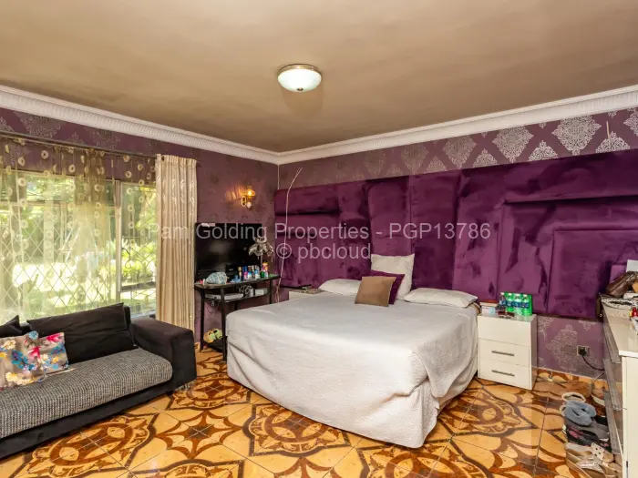 5 Bedroom House for Sale in Highlands, Harare