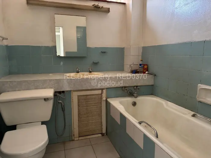 2 Bedroom House for Sale in Ascot, Bulawayo