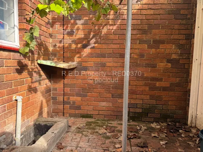 2 Bedroom House for Sale in Ascot, Bulawayo