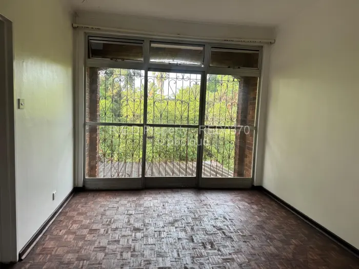 2 Bedroom House for Sale in Ascot, Bulawayo