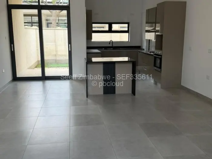 Townhouse/Cluster to Rent in Pomona