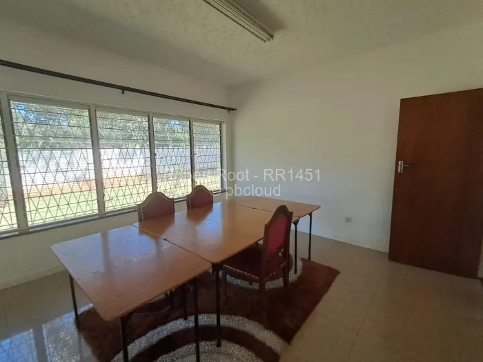 6 Bedroom House to Rent in Gunhill, Harare