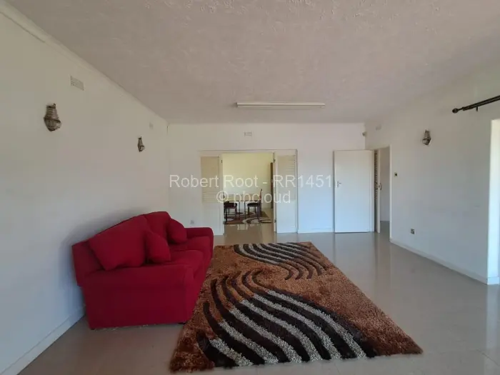 6 Bedroom House to Rent in Gunhill, Harare