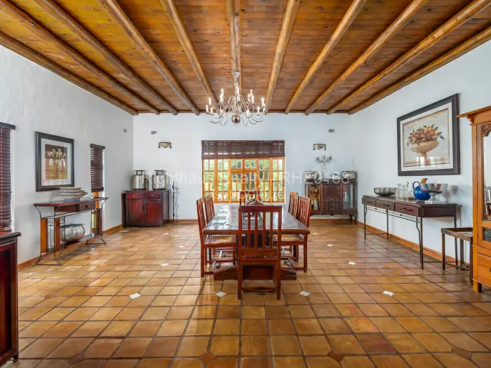 5 Bedroom House for Sale in Ruwa, Ruwa