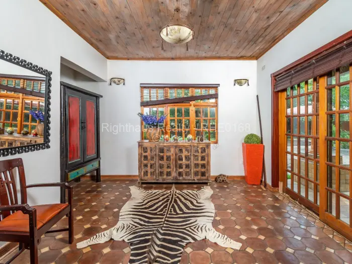 5 Bedroom House for Sale in Ruwa, Ruwa