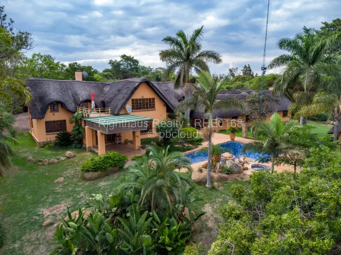 5 Bedroom House for Sale in Ruwa, Ruwa