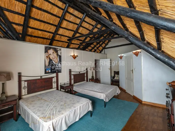 5 Bedroom House for Sale in Ruwa, Ruwa