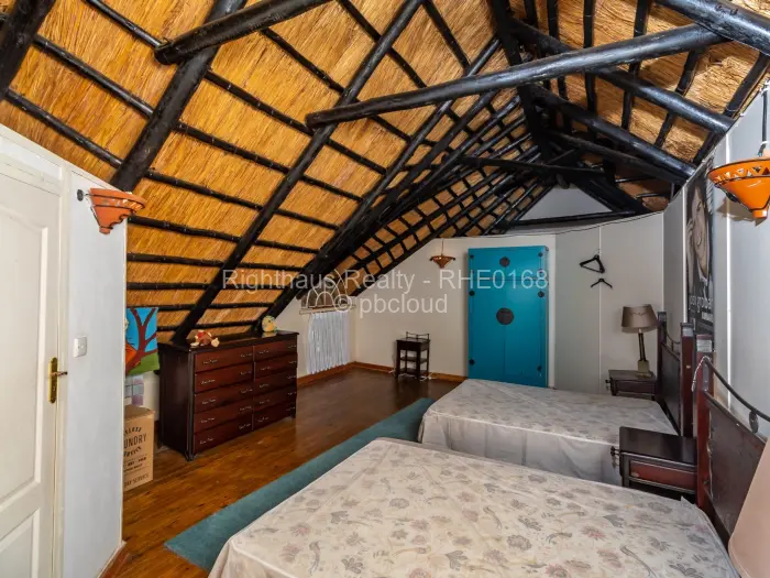 5 Bedroom House for Sale in Ruwa, Ruwa