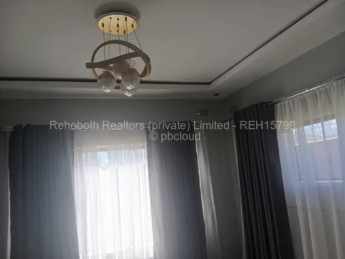 3 Bedroom Cottage/Garden Flat to Rent in Mount Pleasant Heights, Harare