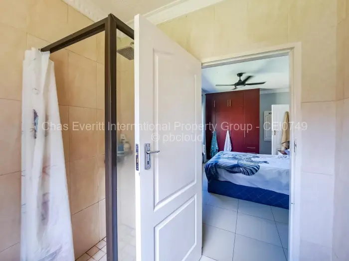 Flat/Apartment to Rent in Highlands