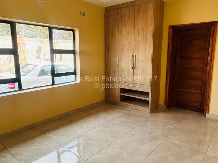 Townhouse/Cluster for Sale in Burnside, Bulawayo