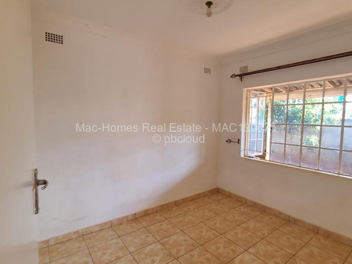 2 Bedroom Cottage/Garden Flat to Rent in Crowhill Views, Harare