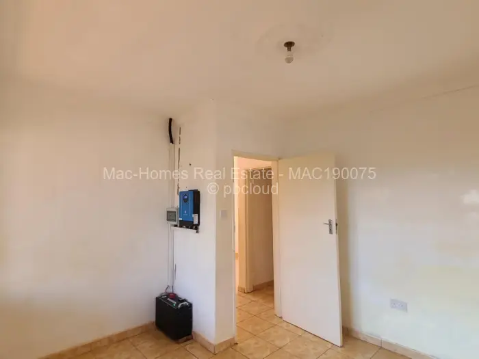2 Bedroom Cottage/Garden Flat to Rent in Crowhill Views, Harare