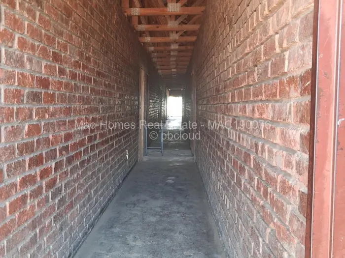 5 Bedroom Cottage/Garden Flat to Rent in Ruwa, Ruwa