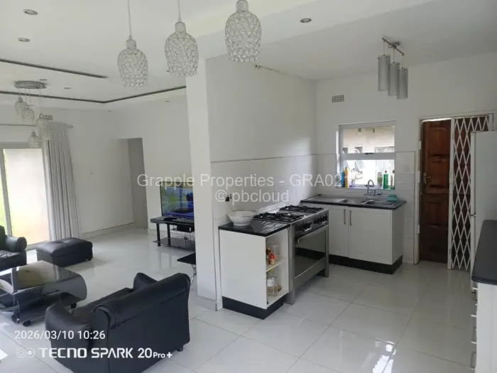 4 Bedroom Cottage/Garden Flat for Sale in Quinnington, Harare