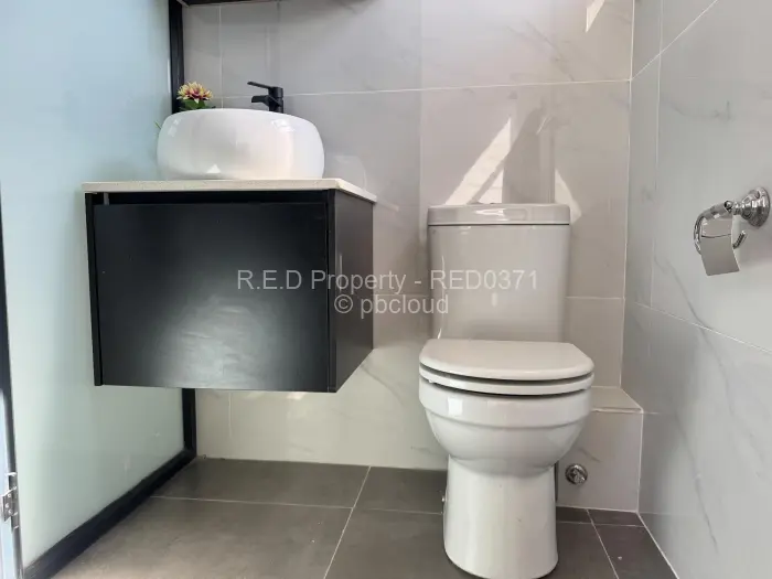 Townhouse/Cluster for Sale in Hillside Byo, Bulawayo