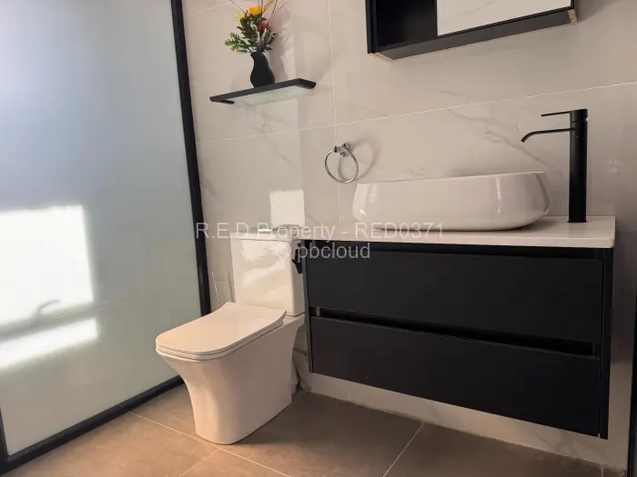 Townhouse/Cluster for Sale in Hillside Byo, Bulawayo