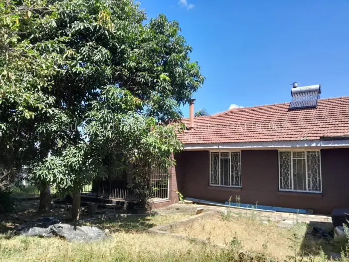 3 Bedroom House to Rent in Haig Park