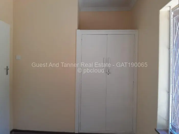 3 Bedroom House to Rent in Haig Park