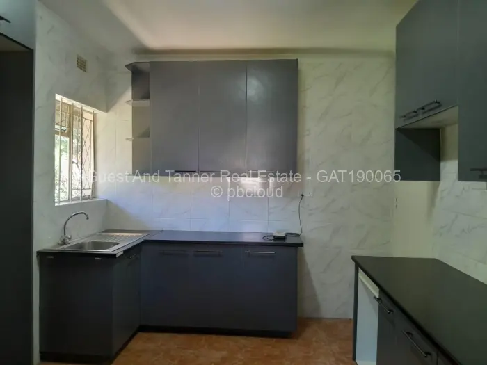 3 Bedroom House to Rent in Haig Park