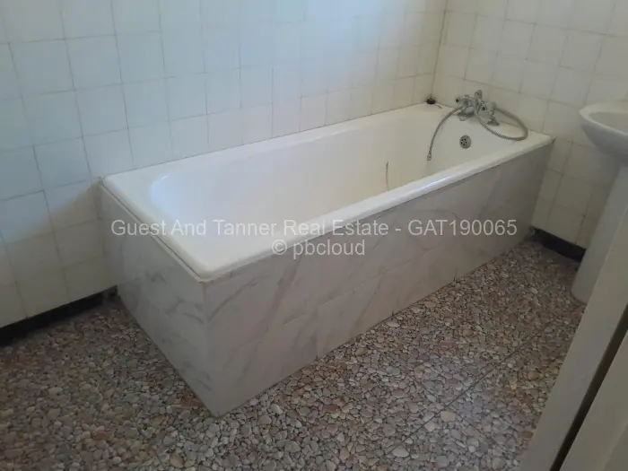 3 Bedroom House to Rent in Haig Park