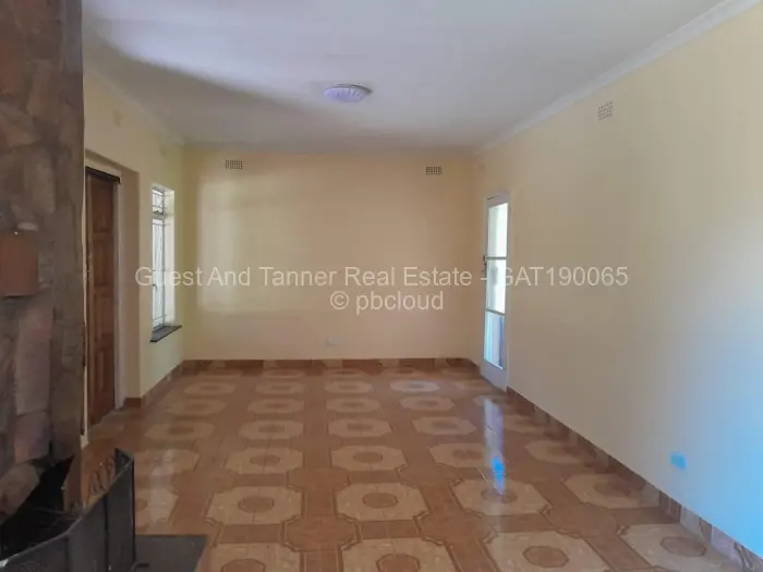 3 Bedroom House to Rent in Haig Park