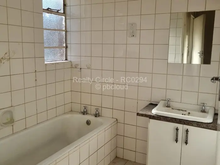 Flat/Apartment to Rent in Eastlea