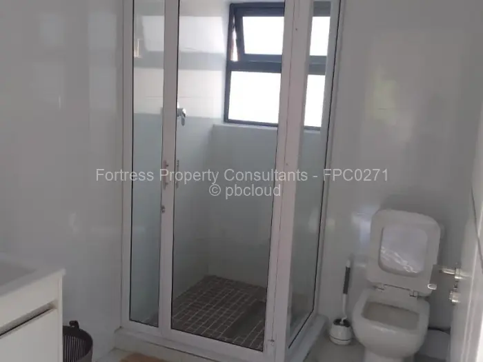 Townhouse/Cluster to Rent in Newlands