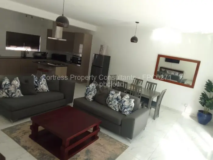 Townhouse/Cluster to Rent in Newlands