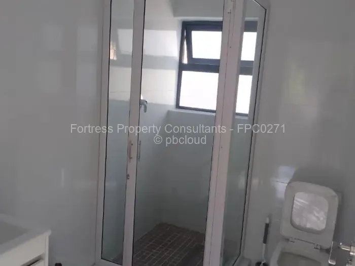 Townhouse/Cluster to Rent in Newlands