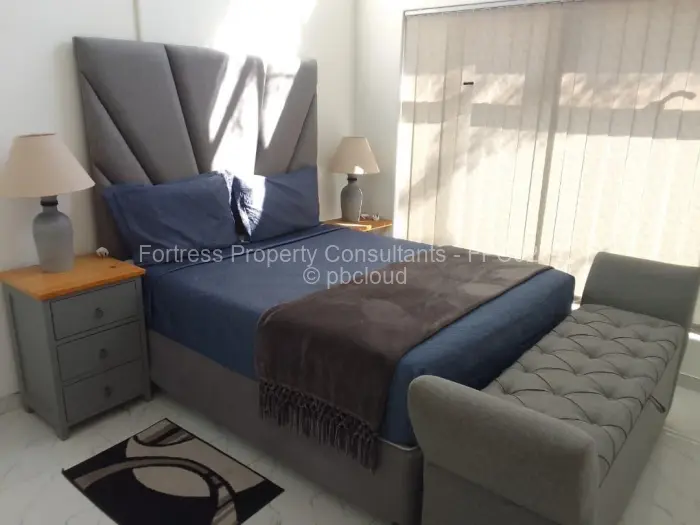 Townhouse/Cluster to Rent in Newlands