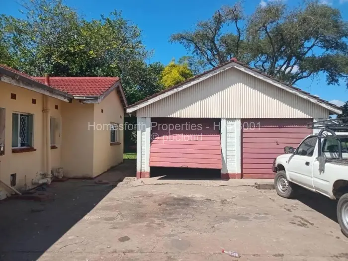 4 Bedroom House for Sale in Emerald Hill, Harare