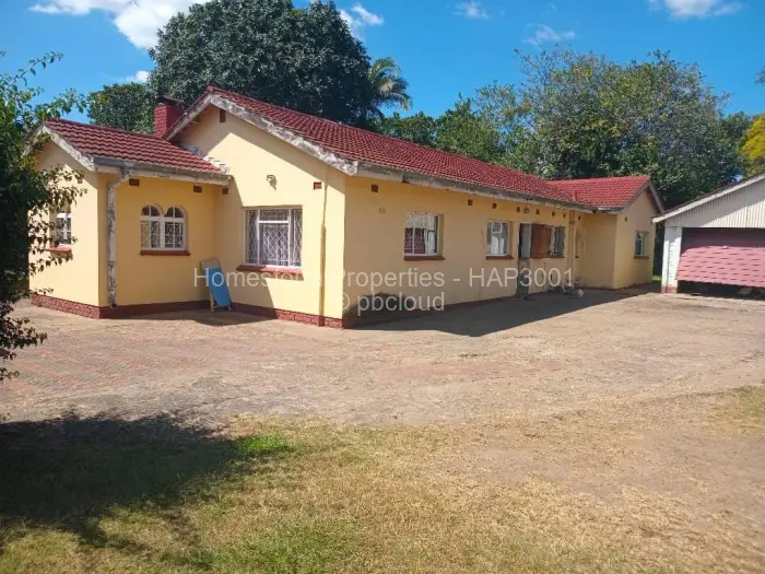 4 Bedroom House for Sale in Emerald Hill, Harare