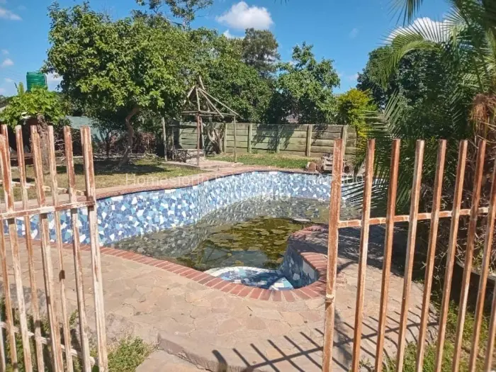 4 Bedroom House for Sale in Emerald Hill, Harare