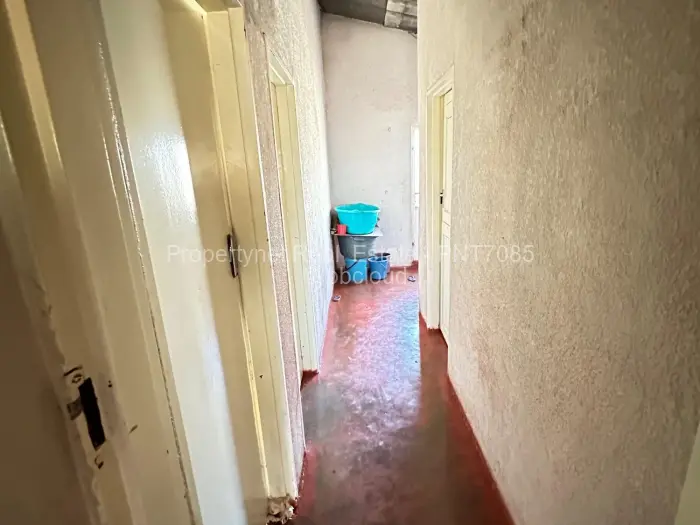 4 Bedroom House for Sale in Chitungwiza, Chitungwiza
