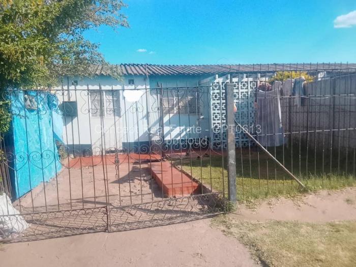 4 Bedroom House for Sale in Highfield, Harare