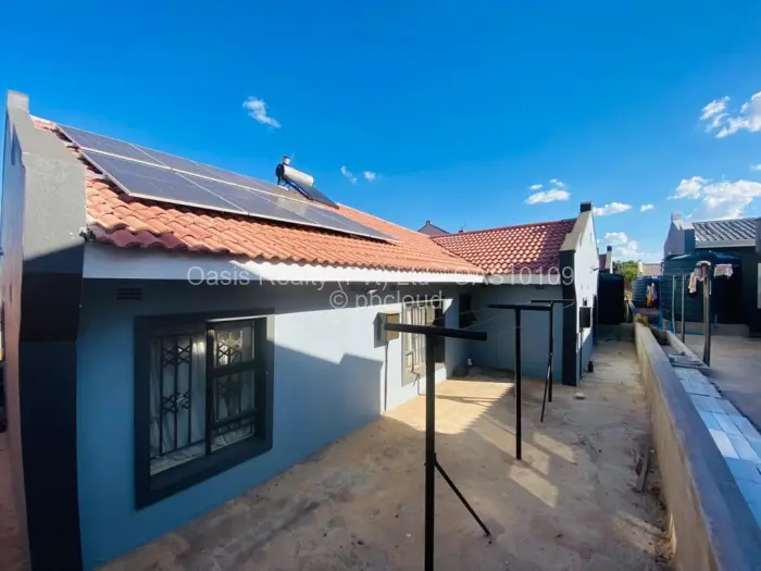 Flat/Apartment to Rent in Bluff Hill