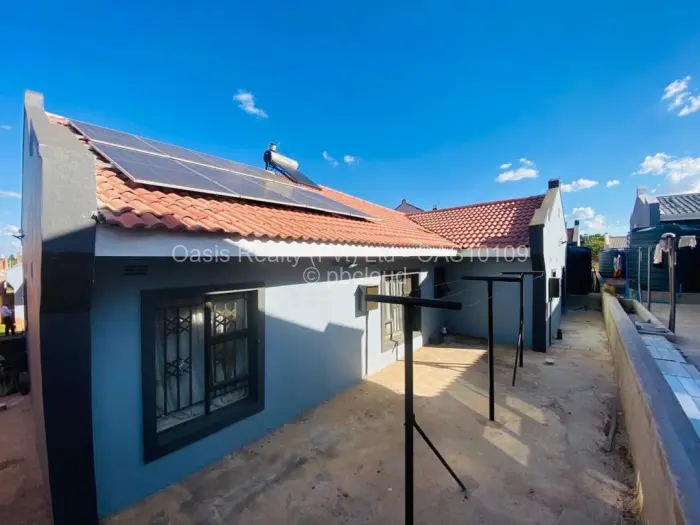 Flat/Apartment to Rent in Bluff Hill