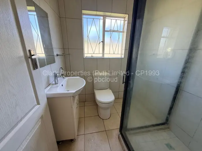 Townhouse/Cluster to Rent in Highlands