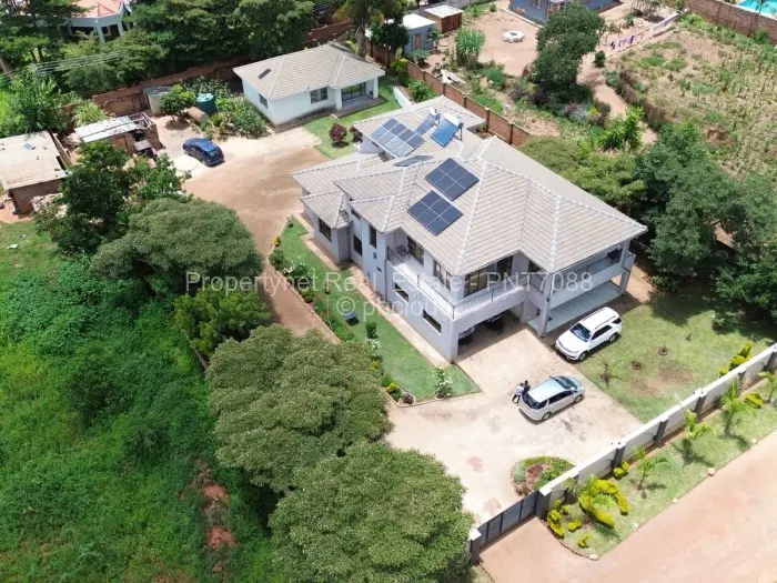 6 Bedroom House for Sale in Gletwin Park, Harare