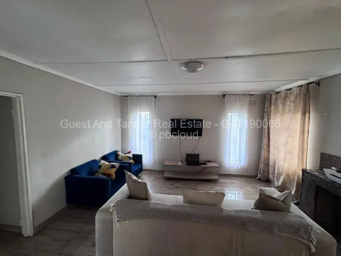 6 Bedroom House for Sale in Waterfalls, Harare