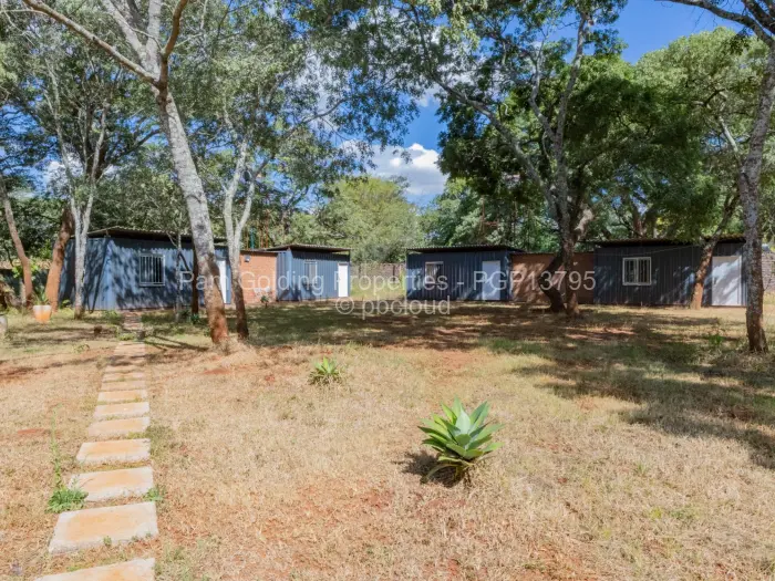 10 Bedroom House for Sale in Greendale North, Harare