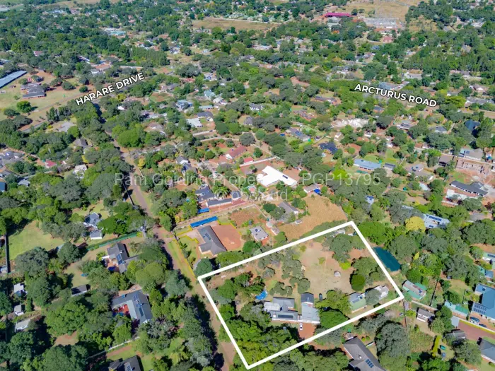 10 Bedroom House for Sale in Greendale North, Harare