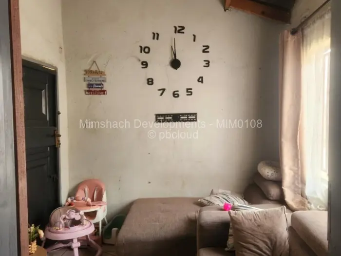 2 Bedroom House for Sale in Glen Norah, Harare