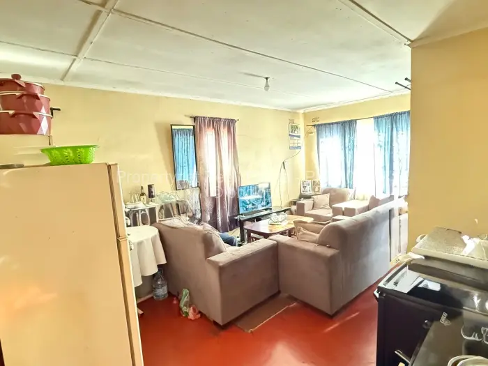 4 Bedroom House for Sale in Kuwadzana, Harare