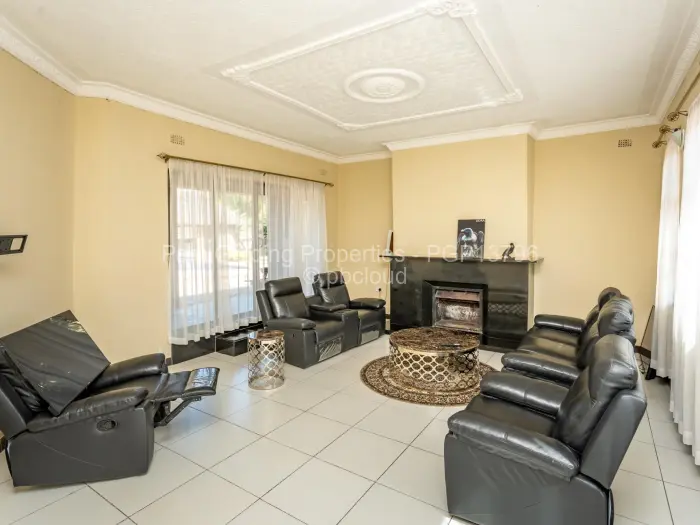 5 Bedroom House for Sale in Greendale, Harare