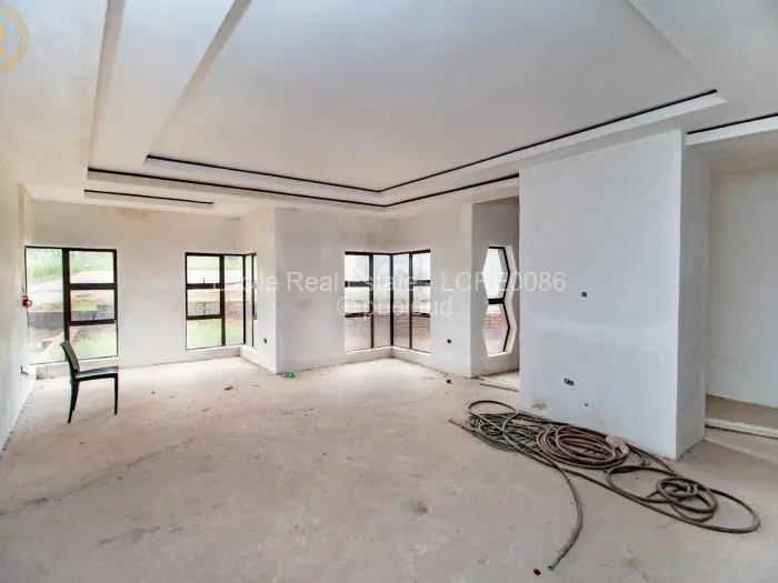 6 Bedroom House for Sale in Shawasha Hills, Harare