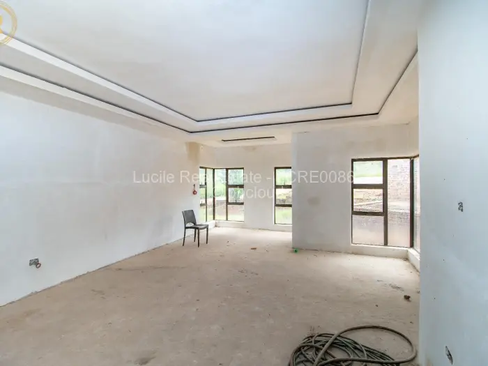 6 Bedroom House for Sale in Shawasha Hills, Harare